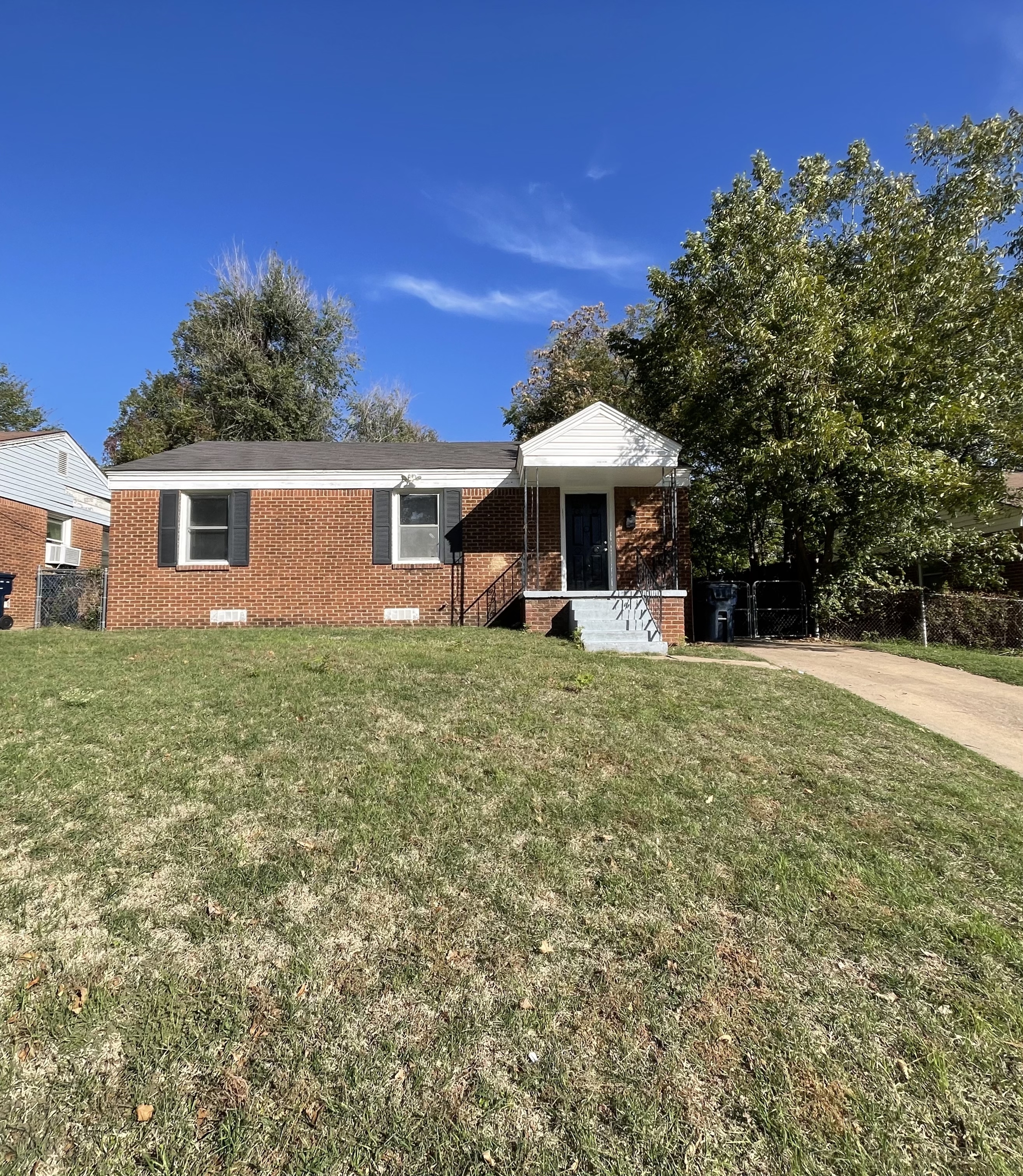 2021 Northeast 19th Street